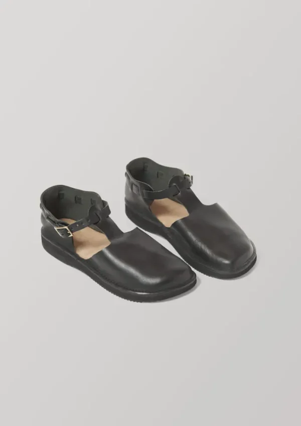 Women TOAST Sandals | Shoes-Aurora T Strap Leather Shoes